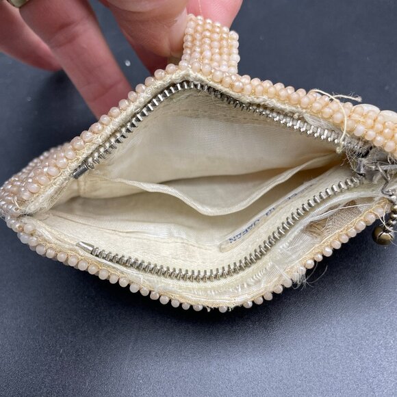 Vintage Pearl Beaded Coin Clutch Zippered Purse Made In Japan - Picture 3 of 7